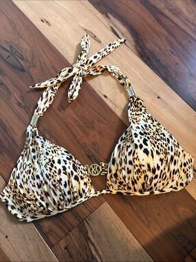 Victoria's Secret Leopard Print Bikini Top M